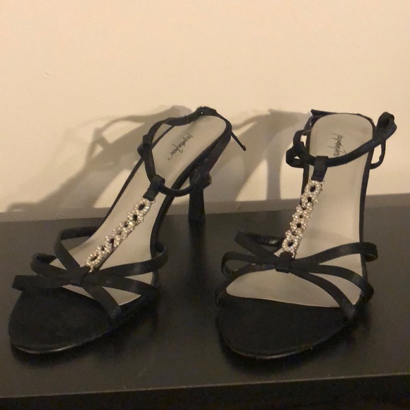 Jacqueline Ferrar Black Strapped Heels - Picture 1 of 3
